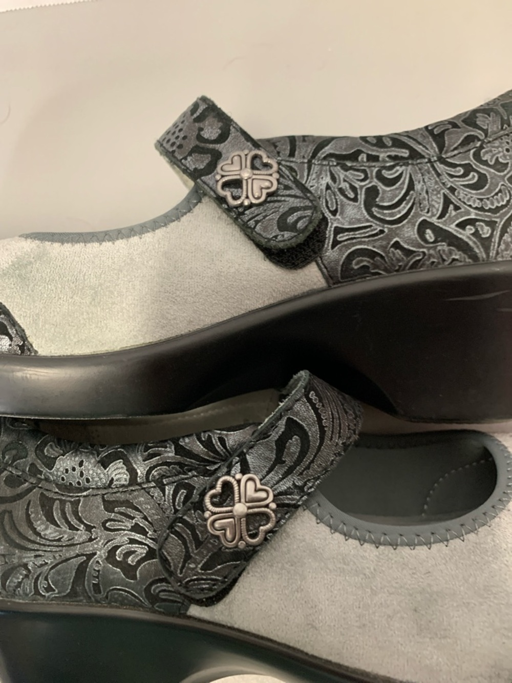 Alegria Shoes Womens 39 Maya Mary Jane Gray Leather Wedge Comfort Paisley Floral - Picture 7 of 17